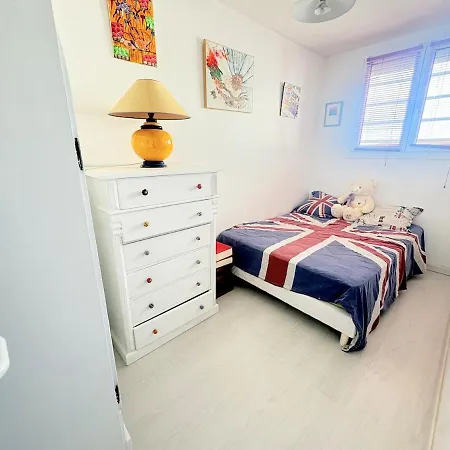 Cosy A 200m De La * Кане