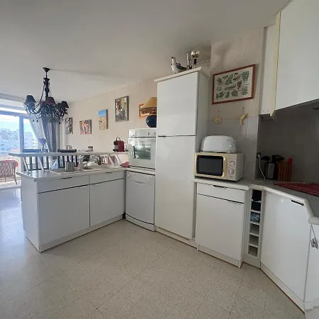 Cosy A 200m De La * Кане