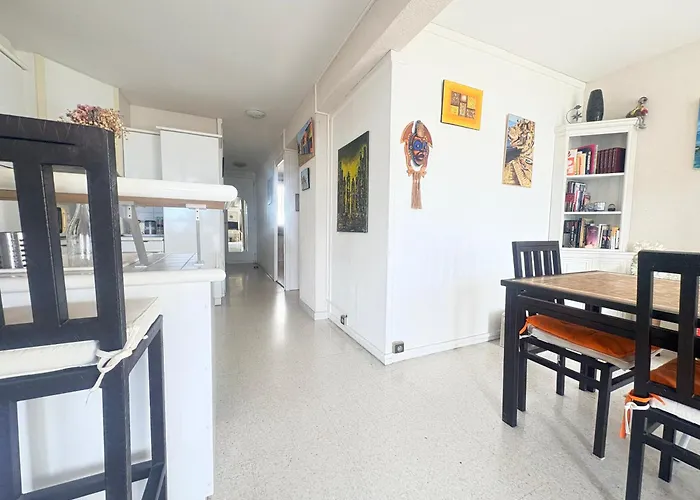 Cosy A 200m De La كانيه