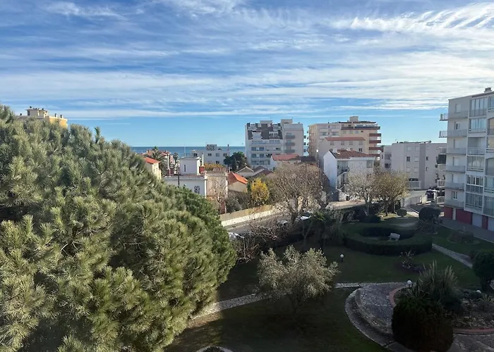 Cosy A 200m De La Кане